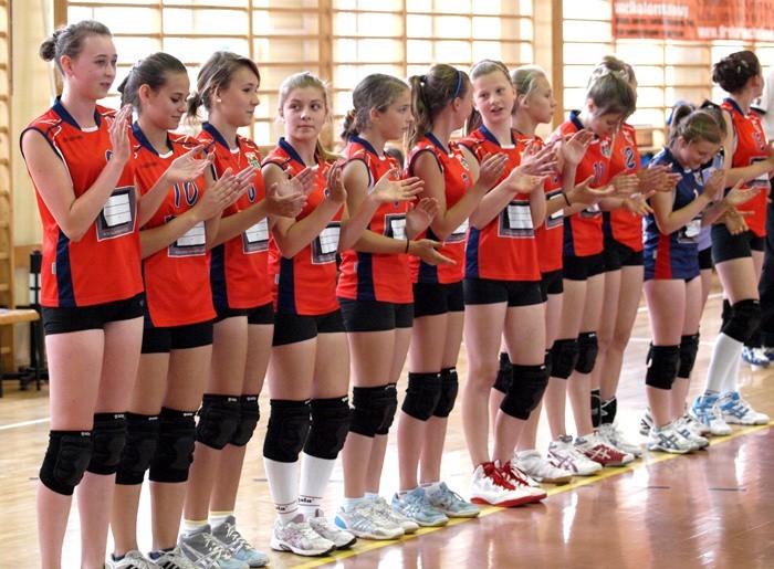 Turniej siatkówki juniorek w Chełmnie