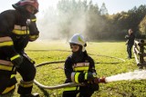 Sobótka: 7 dzieci ewakuowanych z płonącego budynku trafiło na komisariat. Remont przyczyną pożaru?