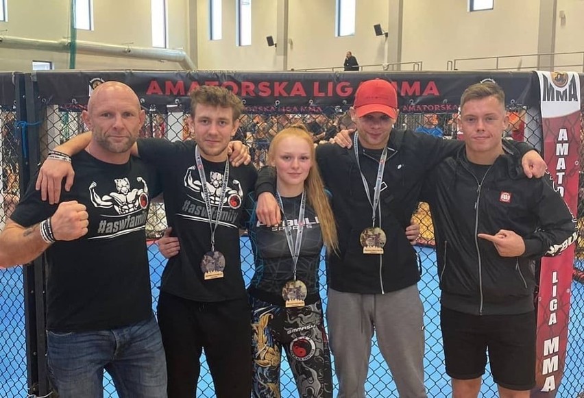 W Sochaczewie rozegrano mistrzostwa Polski MMA amatorów....
