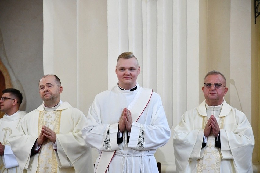 Mamy nowego kapłana w diecezji drohiczyńskiej. Leżał krzyżem na posadzce katedry