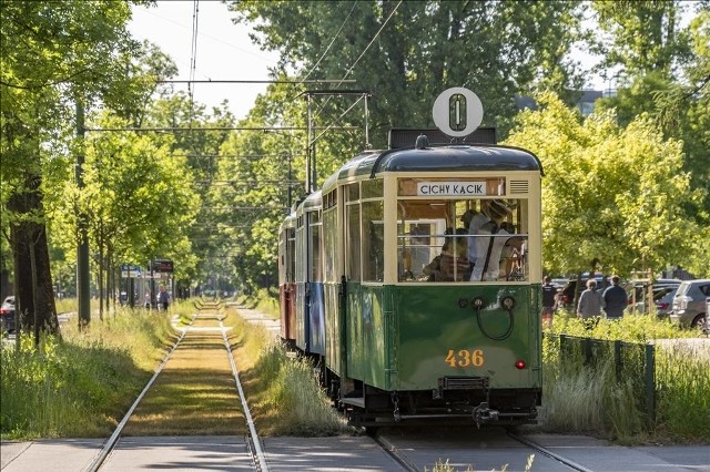 Długi weekend w Krakowie z zabytkowymi autobusami i tramwajami