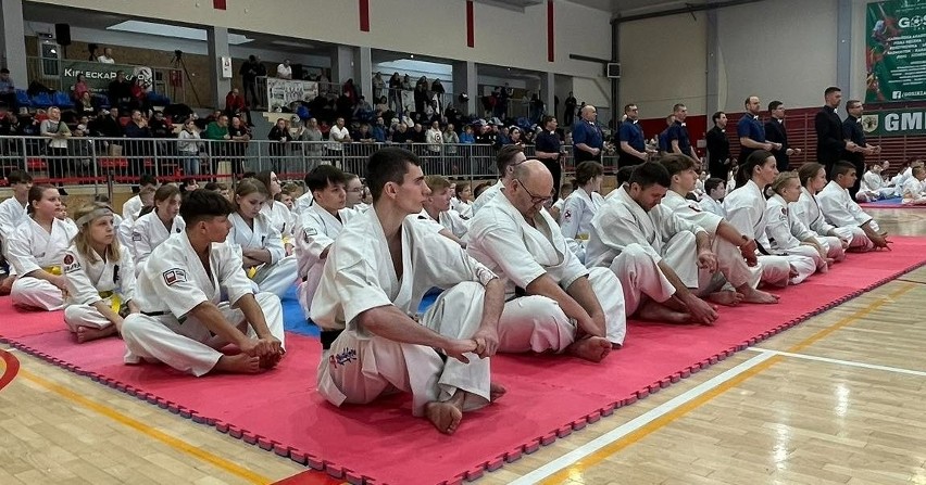 W Zagnańsku odbył się II Ogólnopolski Turniej Karate Kyokushin o Puchar Dębu Bartek. Walczyło ponad 200 zawodników z całej Polski