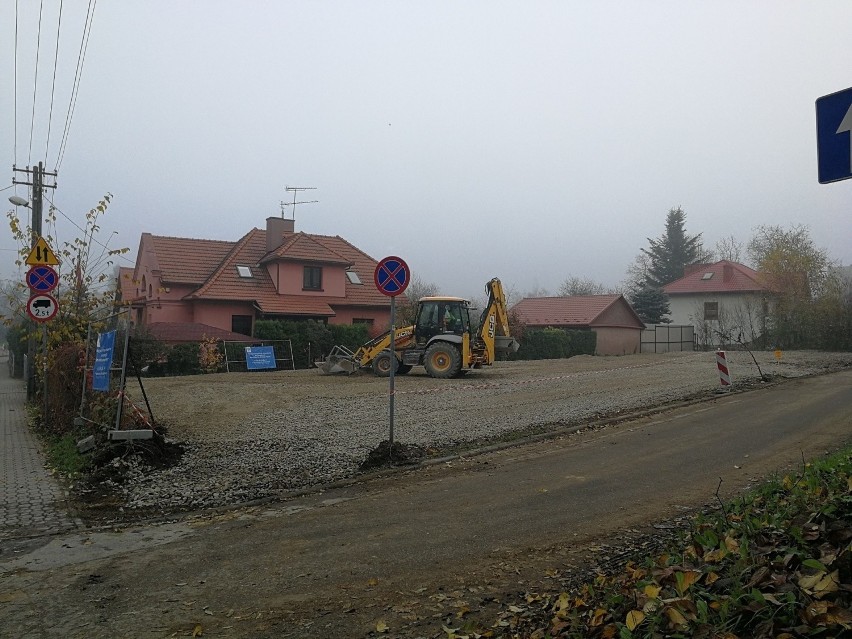 Nowy Sącz. Prezydent wybudował byłemu prezydentowi „promenadę” koło domu. - To czysta złośliwość - komentuje Jerzy Gwiżdż