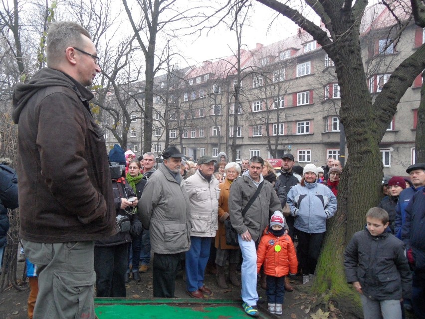 Otwarcie schronów na placu Akademickim Bytom