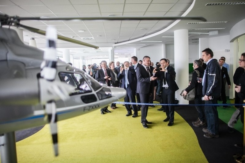 Airbus Helicopters - w biurowcu przy skrzyżowaniu marszałków będą projektować śmigłowce