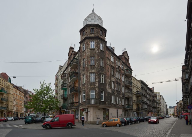 Kamienica przy ul. Jedności Narodowej 86 (zdjęcia dzięki uprzejmości serwisu fotopolska.eu)