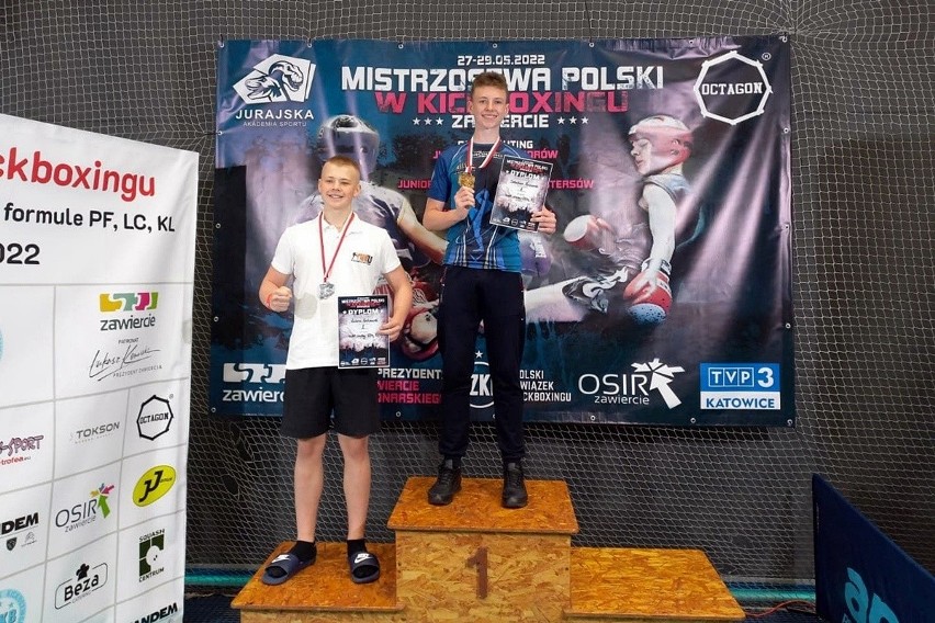 Idzie w ślady siostry. Sebastian Wiśniewski z Relaksu Skarżysko-Kamienna też został mistrzem Polski w kick-boxingu!