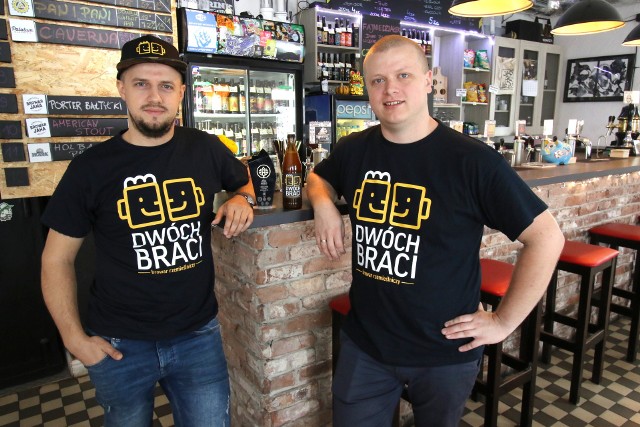 Browar Dwóch Braci to inicjatywa Artura i Szymona Kaletów z Kielc, którzy wprowadzają na rynek nowe piwa rzemieślnicze.
