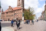 Ilu turystów odwiedziło Toruń? Jest lepiej niż rok temu, ale do rekordu trochę brakuje