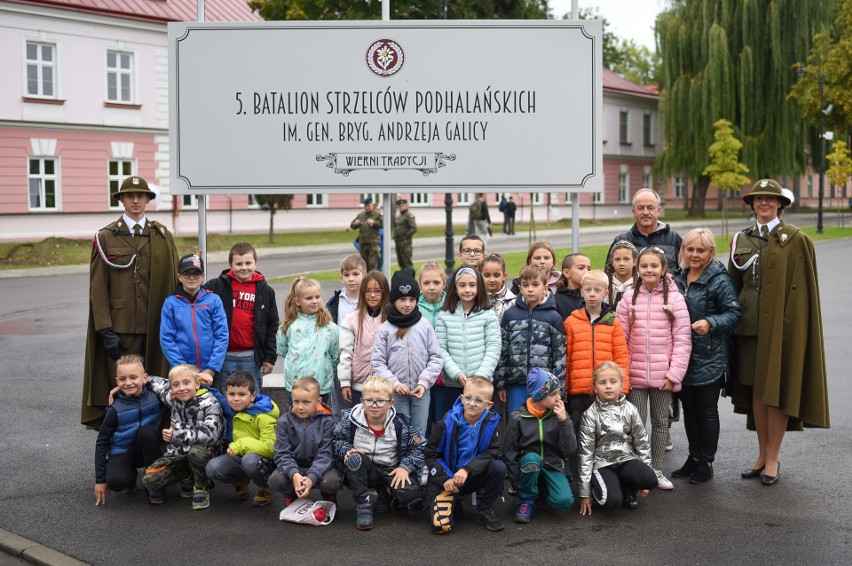 Żołnierze z Przemyśla pokazali swój sprzęt podczas dnia otwartych koszar [ZDJĘCIA]