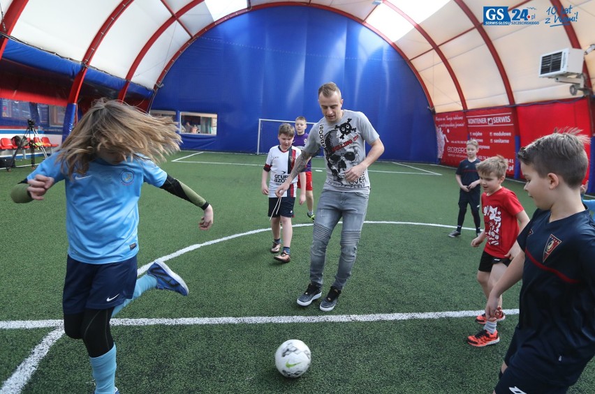 Kamil Grosicki spotkał się z młodymi fanami. Opowiedział m.in. o lidze angielskiej [zdjęcia, wideo]