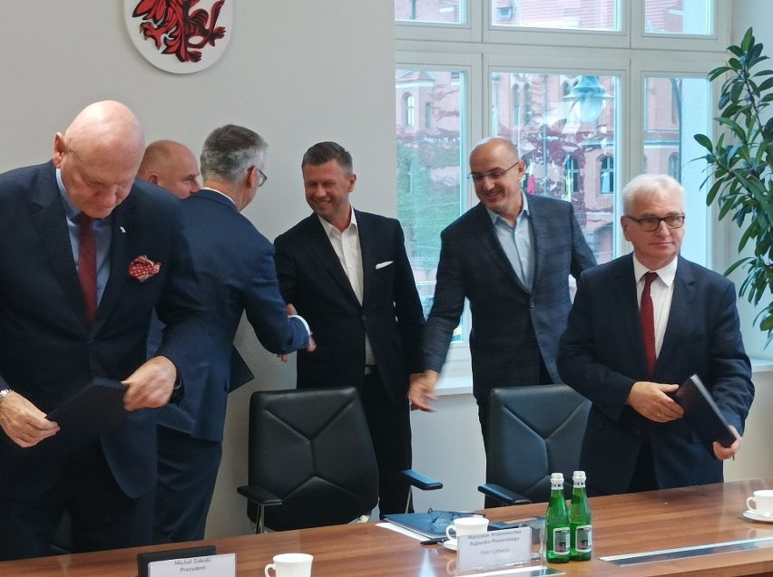 Porozumienie podpisano w siedzibie Urzędu Marszałkowskiego w...