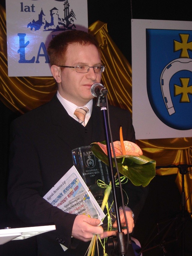 Jednym z tegorocznych laureatów nagrody "Kryształowa Podkowa - Wyróżnienie Roku" jest Adam Karasiewicz