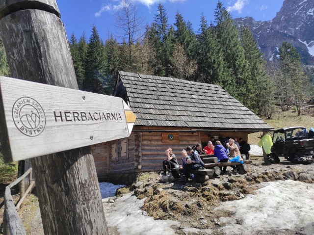 Herbaciarnia w Dolinie Strążyskiej w Tatrach