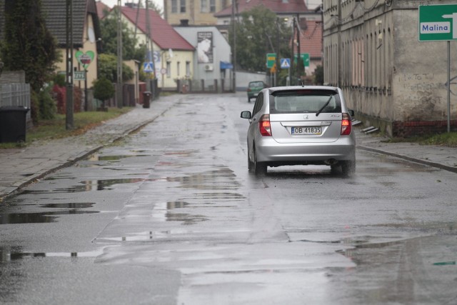 W ostatnich latach wydano dużo pieniędzy na remont ulic Oświęcimskiej i Popiełuszki, ale ten odcinek wciąż czekał na remont.