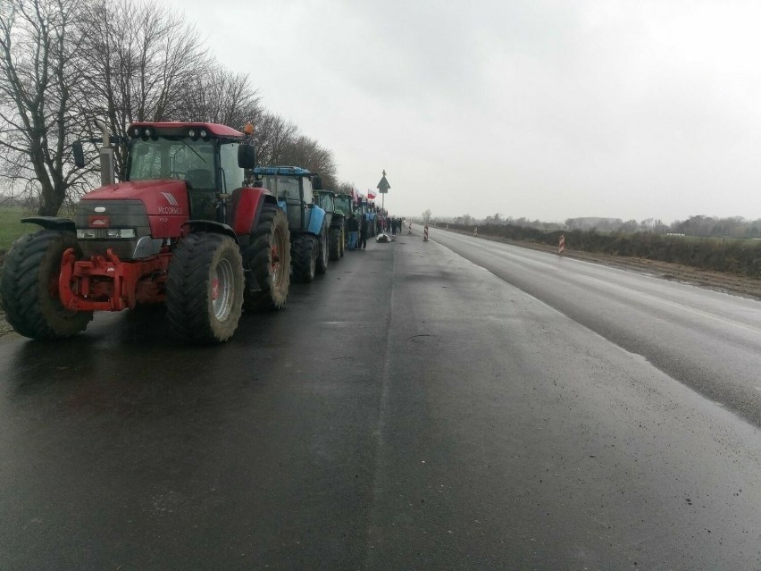 Rolnicy z powiatu malborskiego będą protestować. We wtorek ciągnikami wyjadą na główne ulice Malborka, by zwrócić uwagę na problemy wsi