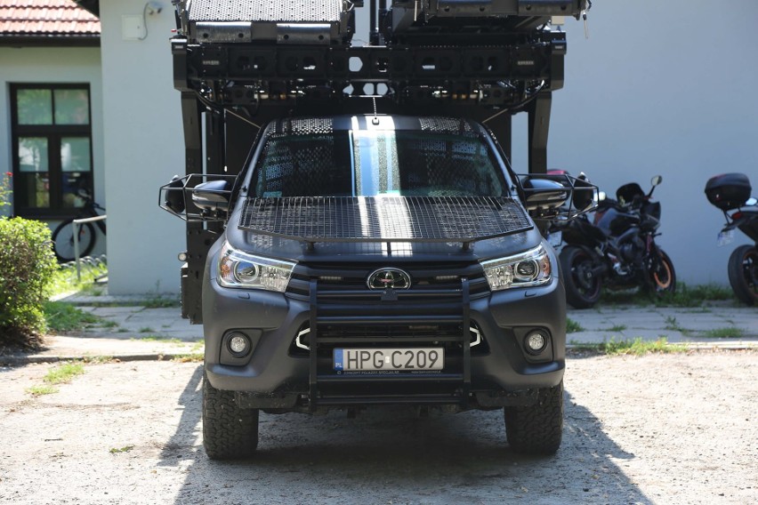 Małopolska policja ma nowe auto szturmowe. Budzi grozę 