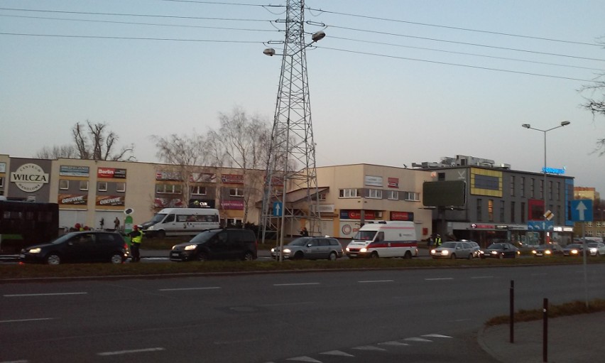 Pożar autobusu na ul. Przyjaciół Żołnierza w Szczecinie. Tworzyły się korki. Zobaczcie wideo z pożaru 