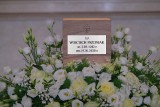 Pogrzeb Wojciecha Pszoniaka. Najbliżsi i przyjaciele pożegnali aktora, który spoczął na Powązkach Wojskowych w Warszawie
