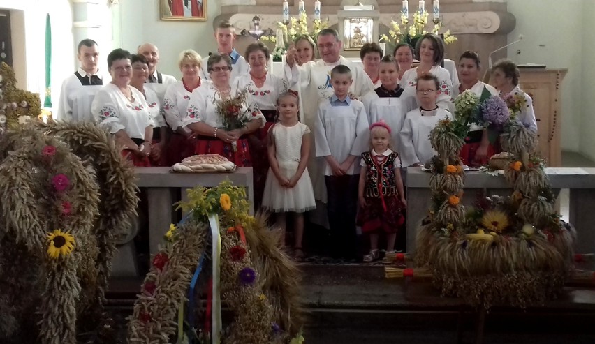 Modlitwa i dobra zabawa - parafialne Święto Plonów 2017 w Rogowie