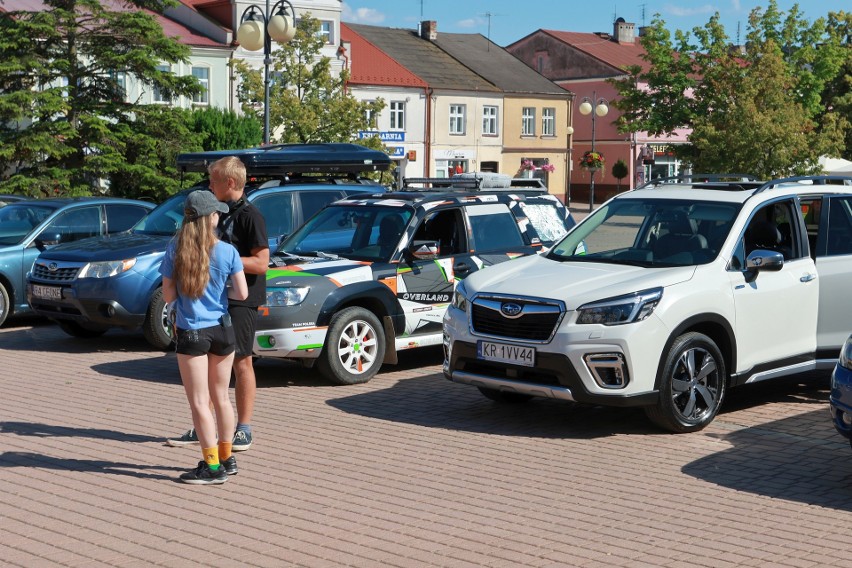 Zlot fanów marki Subaru w Tarnobrzegu z okazji 10-lecia...