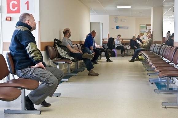 Z powodu grypy ograniczono wizyty w słupskim szpitalu.