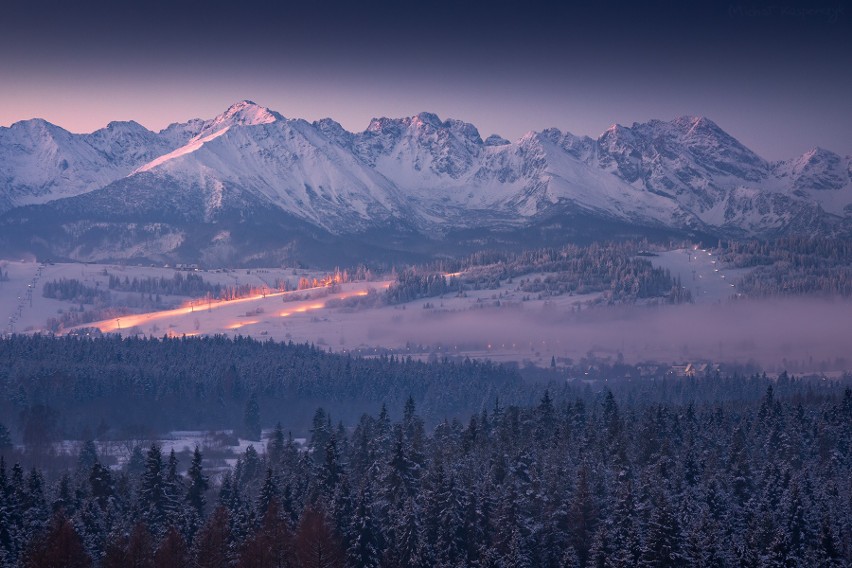 Zima w Tatrach bywa surowa, ale to okazja do podziwiania...