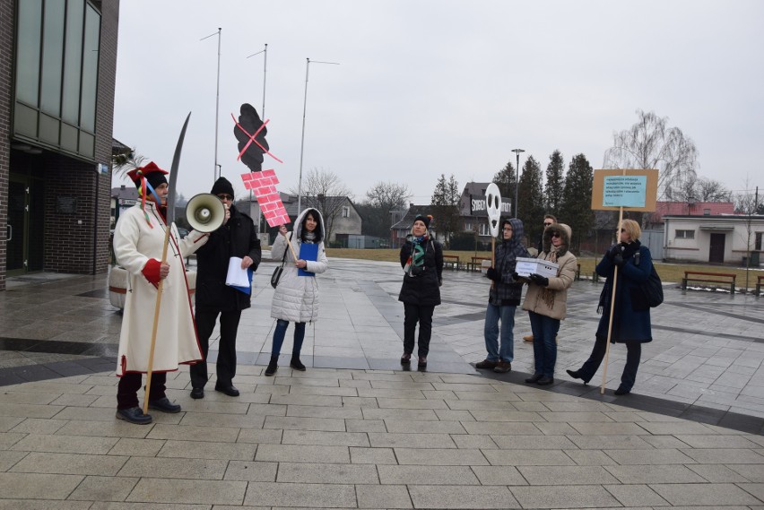 Przedstawiciele Zabierzowskiego Alarmu Smogowego i...