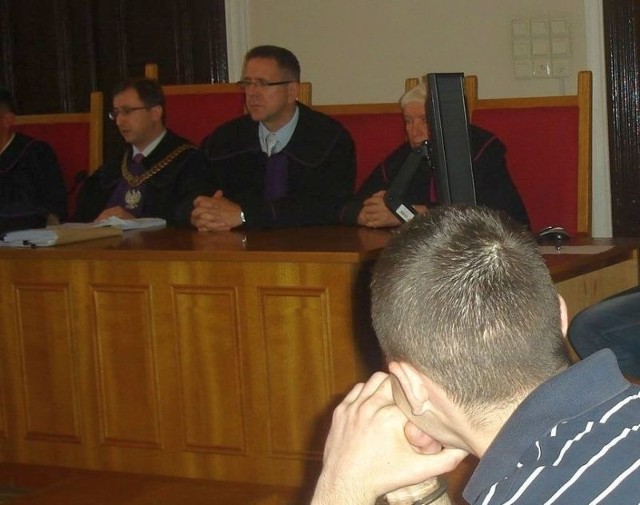 Sędzia Mariusz Młoczkowski, skazując w Sądzie Okręgowym w Radomiu Artura W. na 25 lata więzienia, a Mariusza F. na lat 15 nie miał żadnych wątpliwości co do ich winy. Obaj byli zaskoczeni tym wyrokiem.