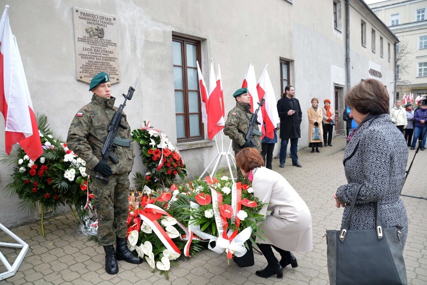 Obchody rocznicy katastrofy smoleńskiej w Lublinie (ZDJĘCIA)