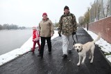 Jesienne podbiegi w Opolu. Opolanie maszerowali mimo śniegu i chłodu