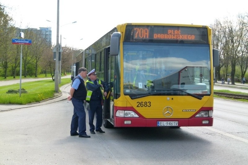 Wypadek na Śmigłego Rydza - ostre hamowanie, pasażerka ranna