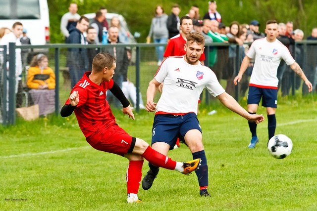 Wiki Sanok (czerwone stroje) - Lotniarz Bezmiechowa 1:0