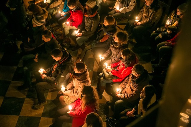 Adwent 2019. Kiedy się zaczyna i ile trwa? Czy podczas adwentu obowiązuje post? Kalendarz adwentowy i inne symbole oczekiwania na święta