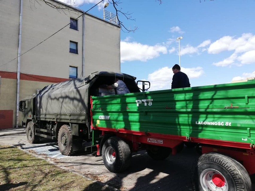 Wąsewo. Darmowa żywność dla mieszkańców. Otrzyma ją 70 rodzin, 21.04.2020