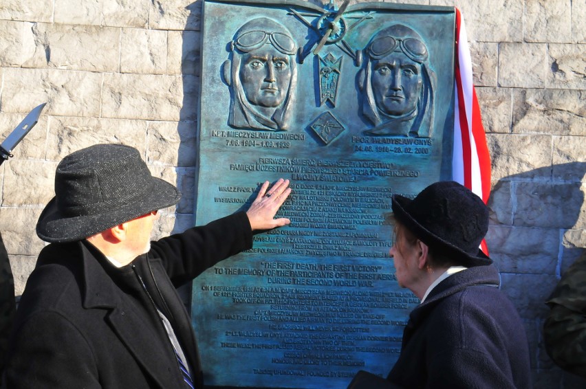 Kraków. Pamiątkowa Tablica w Muzeum Lotnictwa Polskiego [ZDJĘCIA]