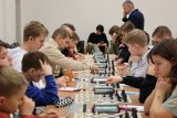 Ruszyły szachowe zmagania w Zabrzu. Do rywalizacji stanęło 23 zawodników i 3 zawodniczki