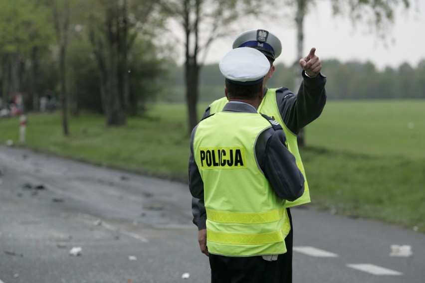 Śmiertelny wypadek w Patokach koło Łowicza. Volkswagen golf...