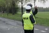 Tragiczny wypadek w Patokach koło Łowicza. Golf dachował na drodze krajowej nr 92. Jedna osoba zginęła