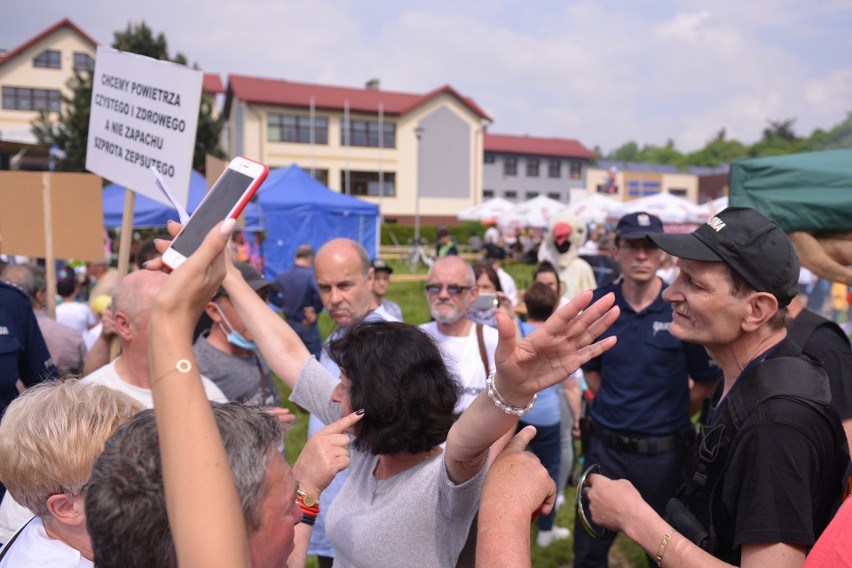 Ochroniarze i protestujący. Starcie w czasie imprezy w Redzikowie 