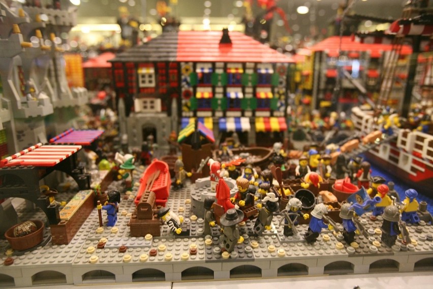 Wystawa LEGO w Poznaniu w Galerii Pestka. Trzeba to...