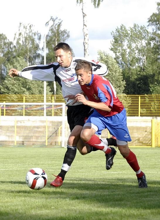 Bezbramkowym remisem zakonczyly sie na stadionie przy ul....