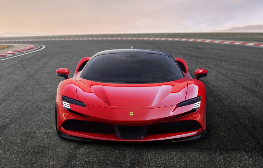 Ferrari SF90 Stradale...