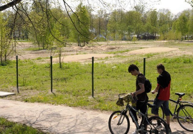 Akademia golfa nad Zalewem Zemborzyckim miała być gotowa jesienią 2011 roku