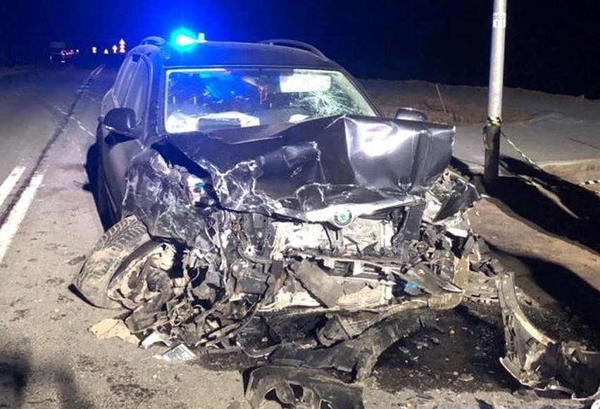 Zderzenie na trasie Ełk-Sędki. 18-latek spowodował groźny wypadek. Prawo jazdy miał od miesiąca