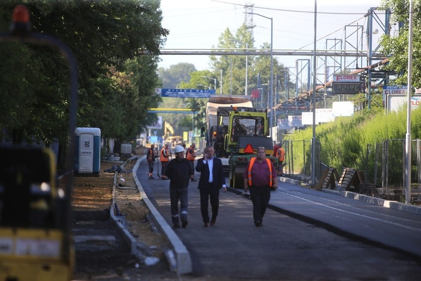 Prace na ulicy Metalowców w Świętochłowicach....