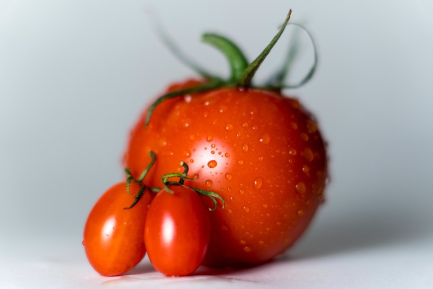 Dieta bogata w pomidory jest niewskazana dla osób chorych na...