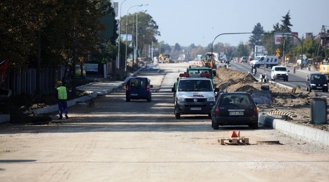 Na południowej nitce ul. Inflanckiej układanie asfaltu rozpocznie się we wtorek, 7 października.