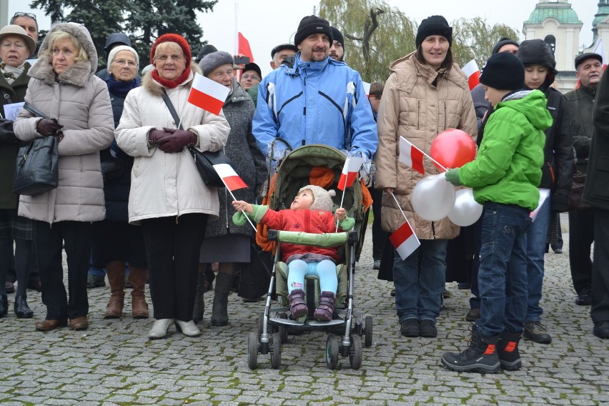 Święto Niepodległości w Częstochowie. Msza święta w Archikatedrze i marsz aleją NMP [ZDJĘCIA]