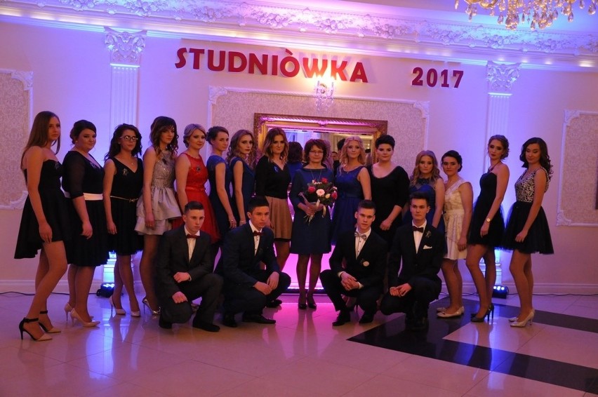 Studniówka ZS im. ŻAK w Makowie Mazowieckim [ZDJĘCIA]